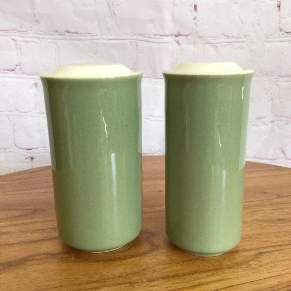 Vintage Green and Cream Handled Salt and Pepper Shaker Pair - Picture 2 of 6